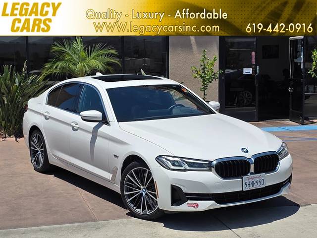 2023 BMW 5 Series 530e RWD photo