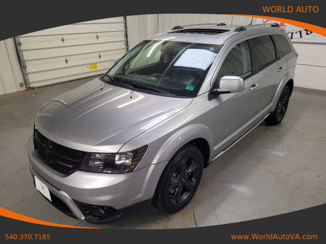 2020 Dodge Journey Crossroad FWD photo