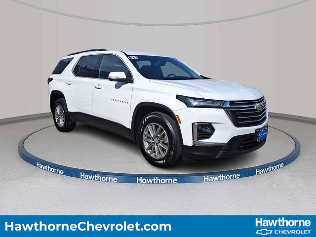 2023 Chevrolet Traverse LT Cloth AWD photo
