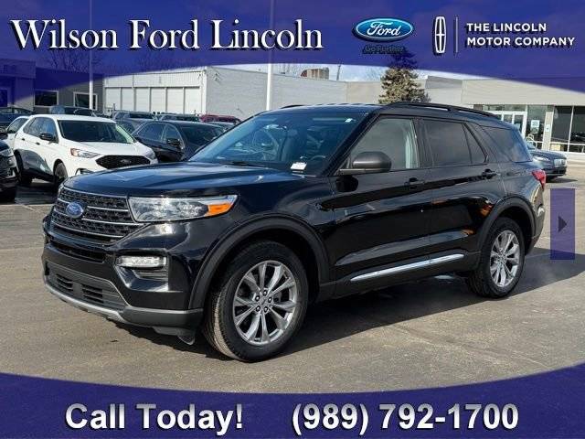 2023 Ford Explorer XLT 4WD photo