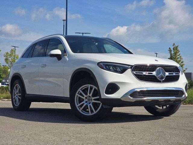 2023 Mercedes-Benz GLC-Class GLC 300 AWD photo