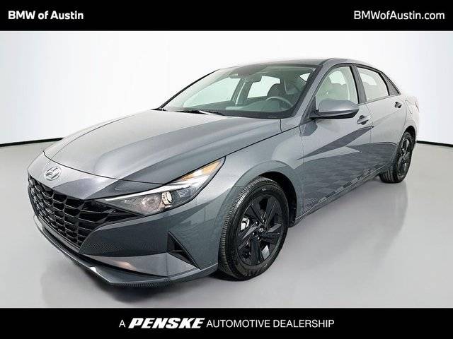 2023 Hyundai Elantra SEL FWD photo