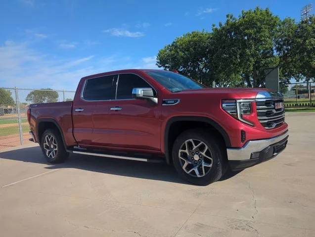 2023 GMC Sierra 1500 SLT 4WD photo