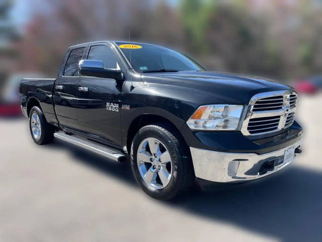2016 Ram 1500 SLT 4WD photo