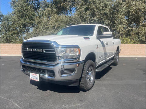 2019 Ram 2500 Big Horn 4WD photo