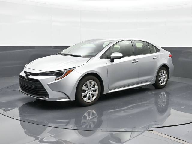 2023 Toyota Corolla LE FWD photo