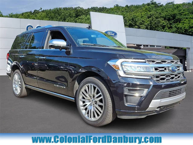 2023 Ford Expedition Platinum 4WD photo