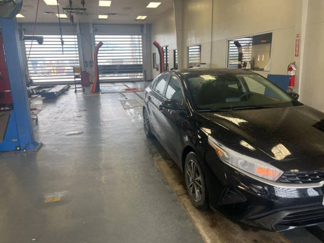 2023 Kia Forte LXS FWD photo