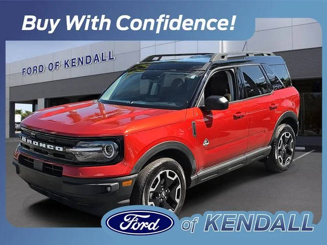 2023 Ford Bronco Sport Outer Banks 4WD photo