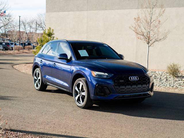 2023 Audi Q5 S line Premium Plus AWD photo