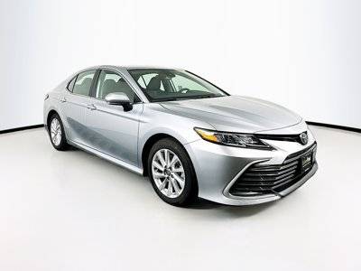 2023 Toyota Camry LE FWD photo