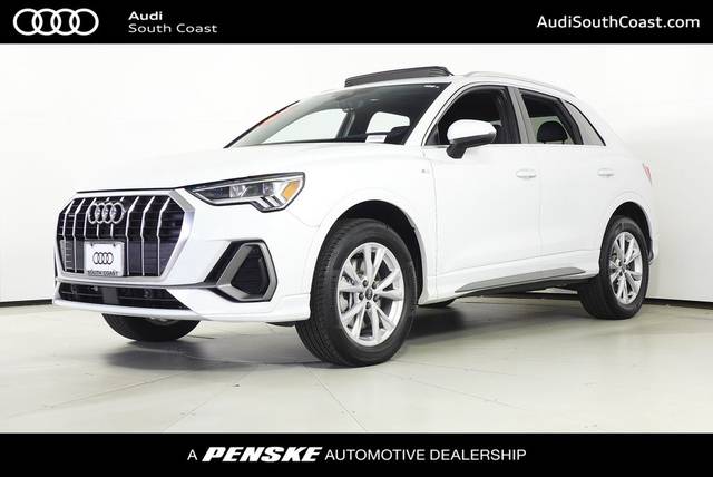 2023 Audi Q3 S line Premium AWD photo