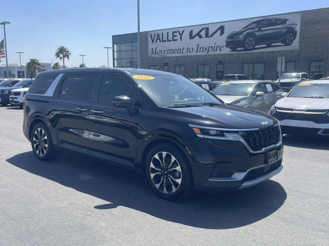 2023 Kia Carnival EX FWD photo