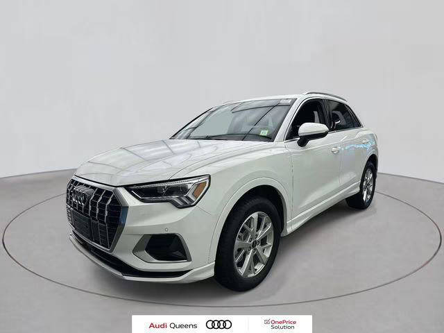 2023 Audi Q3 Premium AWD photo