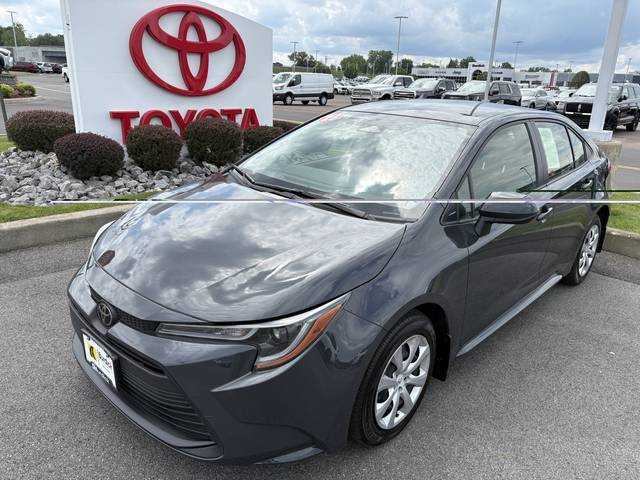 2023 Toyota Corolla LE FWD photo