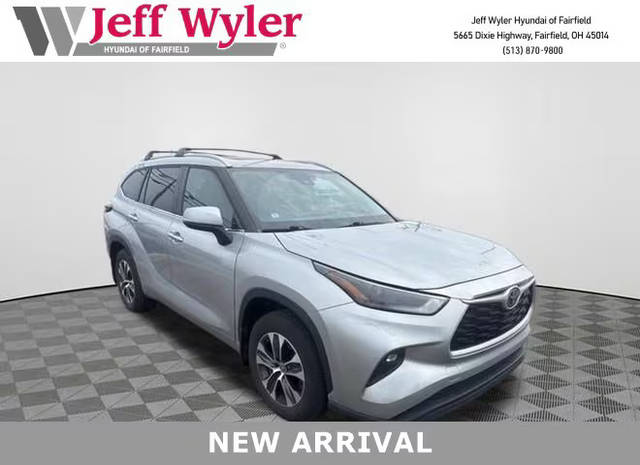 2023 Toyota Highlander L AWD photo