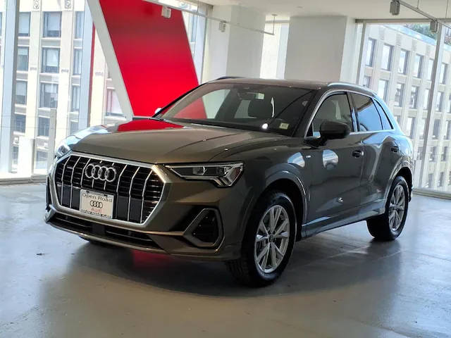 2023 Audi Q3 S line Premium AWD photo