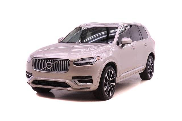 2023 Volvo XC90 Plus AWD photo
