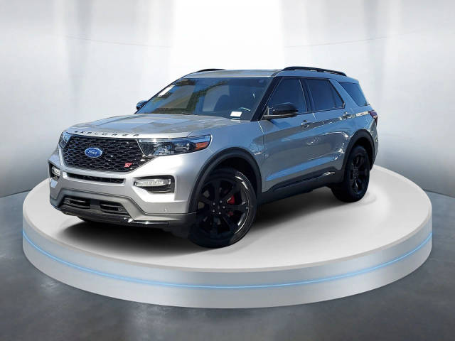 2023 Ford Explorer ST 4WD photo