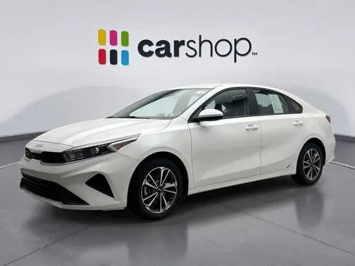 2023 Kia Forte LXS FWD photo