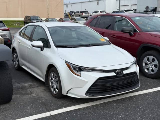 2023 Toyota Corolla LE FWD photo