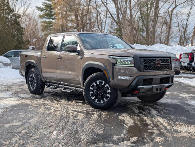 2023 Nissan Frontier PRO-4X 4WD photo