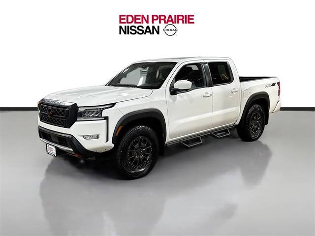 2023 Nissan Frontier PRO-4X 4WD photo