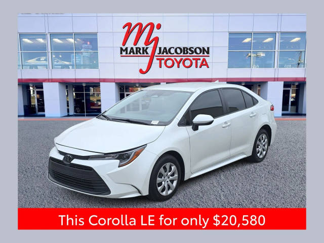 2023 Toyota Corolla LE FWD photo