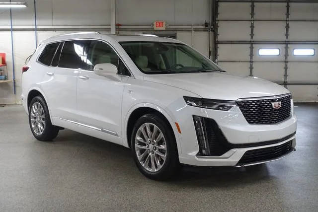 2023 Cadillac XT6 FWD Premium Luxury FWD photo