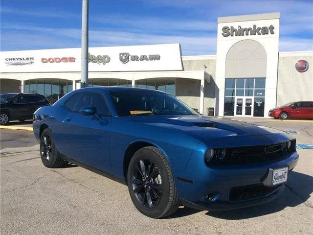 2023 Dodge Challenger SXT AWD photo