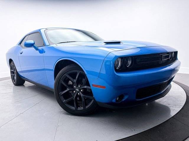 2023 Dodge Challenger SXT RWD photo