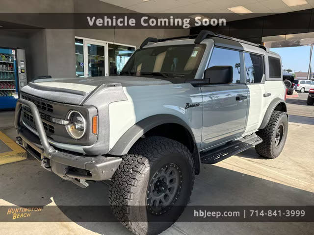 2023 Ford Bronco 4 Door Base 4WD photo