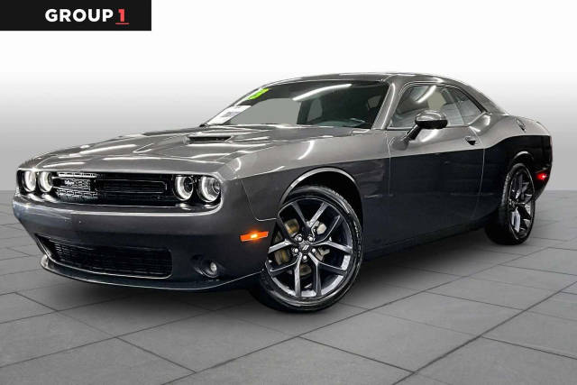 2023 Dodge Challenger SXT RWD photo