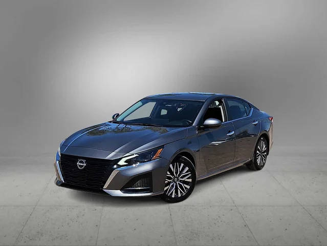 2023 Nissan Altima 2.5 SV FWD photo