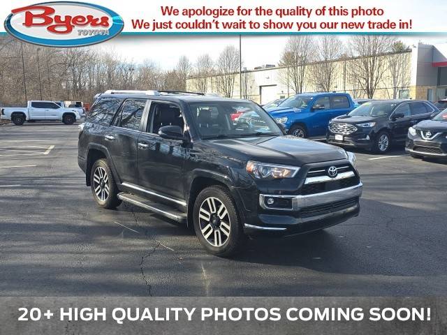 2023 Toyota 4Runner Limited 4WD photo