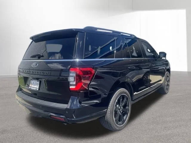 2023 Ford Expedition Limited 4WD photo