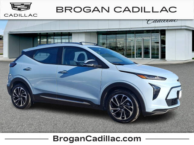2023 Chevrolet Bolt EUV Premier FWD photo