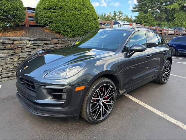 2023 Porsche Macan S AWD photo
