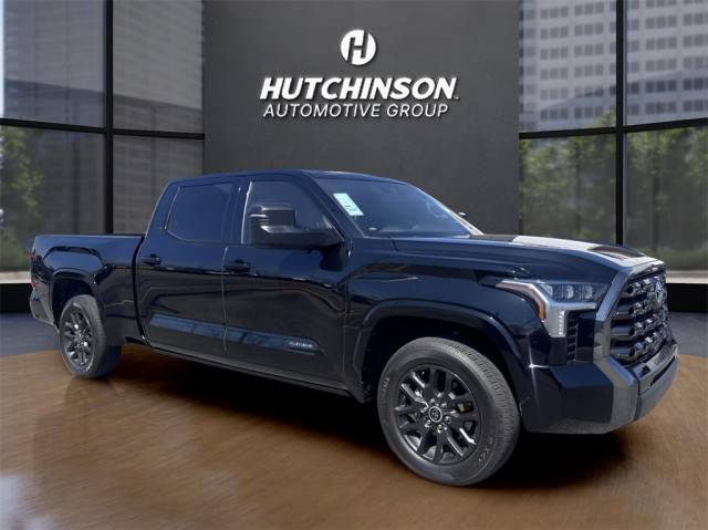 2023 Toyota Tundra Platinum 4WD photo