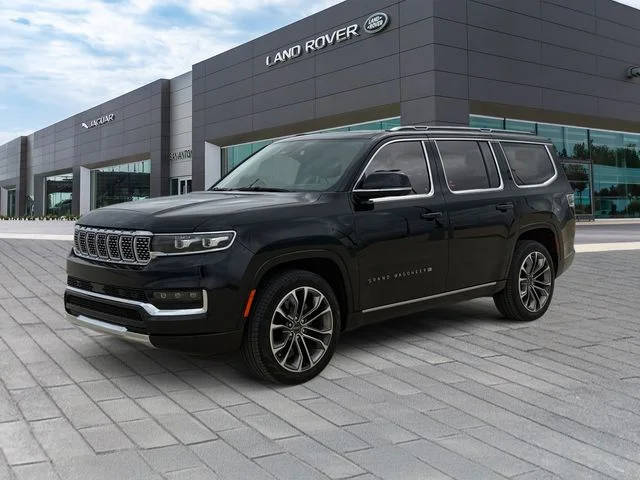 2023 Jeep Grand Wagoneer Series III 4WD photo