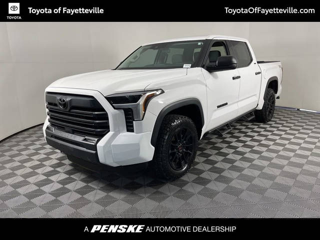 2023 Toyota Tundra SR5 4WD photo