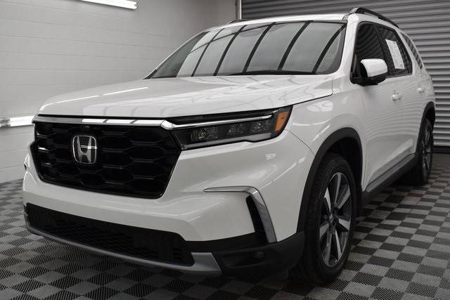 2023 Honda Pilot Elite AWD photo