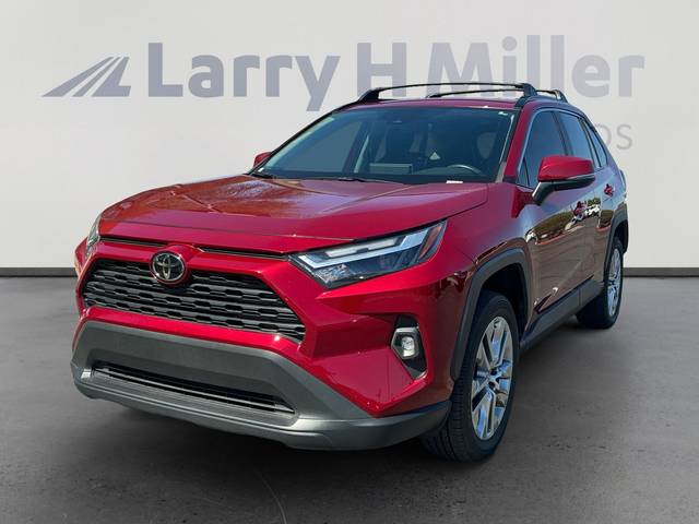 2023 Toyota RAV4 XLE Premium FWD photo