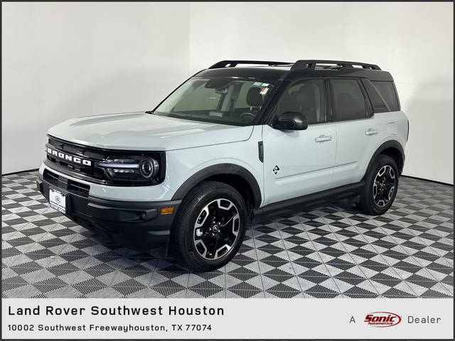 2023 Ford Bronco Sport Outer Banks 4WD photo