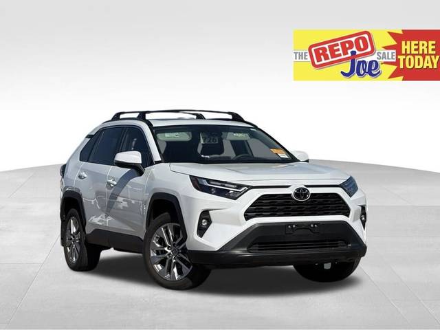 2023 Toyota RAV4 XLE Premium FWD photo
