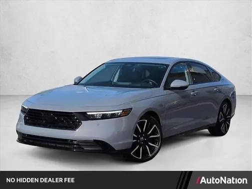 2023 Honda Accord Touring FWD photo