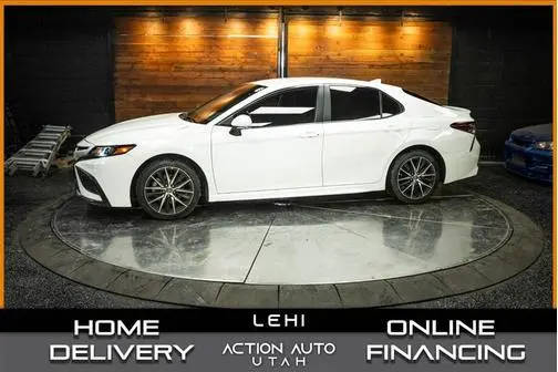 2023 Toyota Camry SE FWD photo