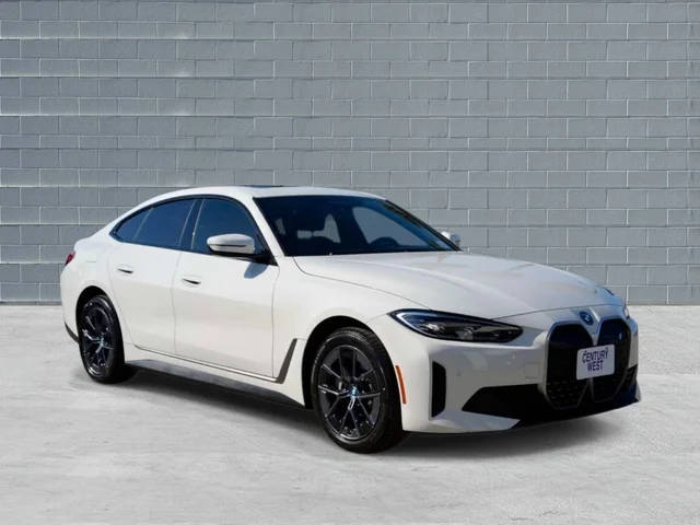 2023 BMW i4 eDrive35 RWD photo
