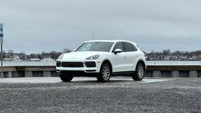 2019 Porsche Cayenne  AWD photo