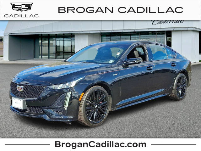 2023 Cadillac CT5 AWD photo